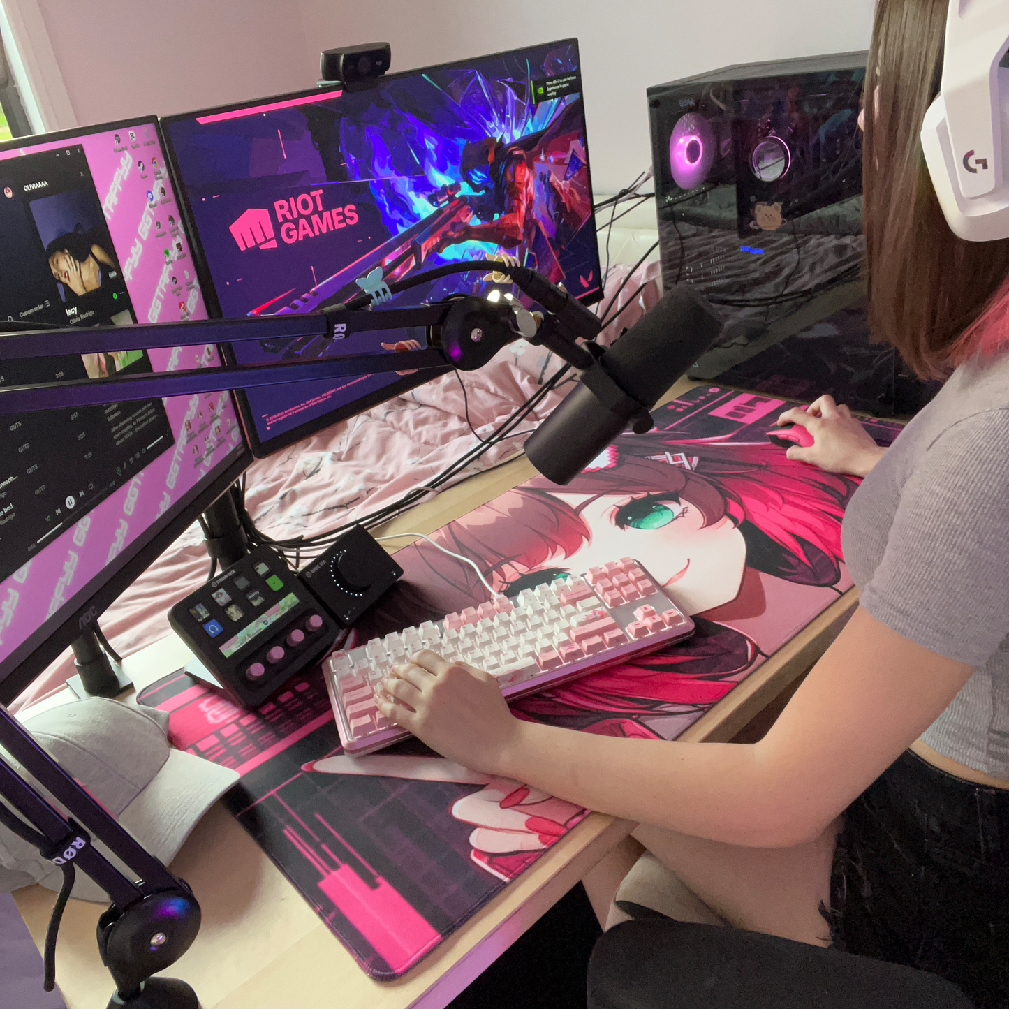 GGTaffy's Mousepad Deskmat
