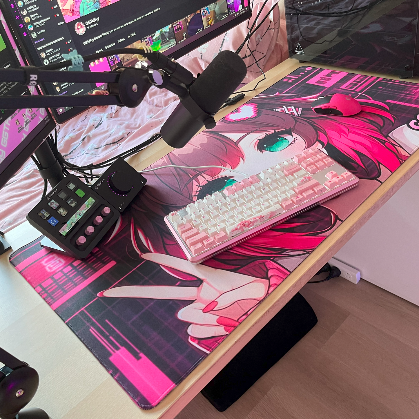 GGTaffy's Mousepad Deskmat
