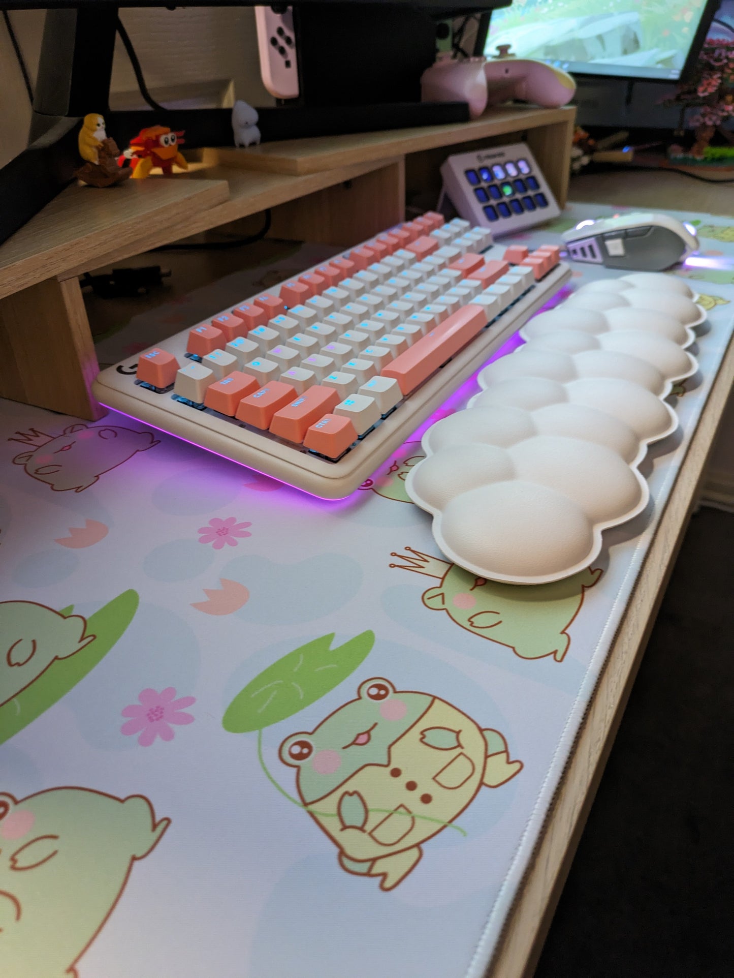 Cute Little Frogs Design Mousepad Deskmat