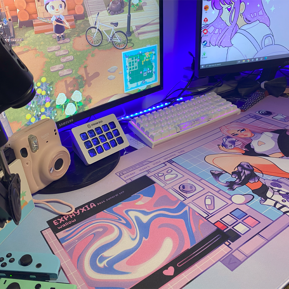 Ame's Mousepad Deskmat