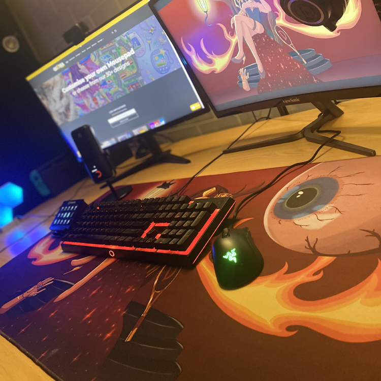 Doeker's Mousepad Deskmat